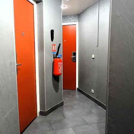 Hipotel Belgrand Edith Piaf-2